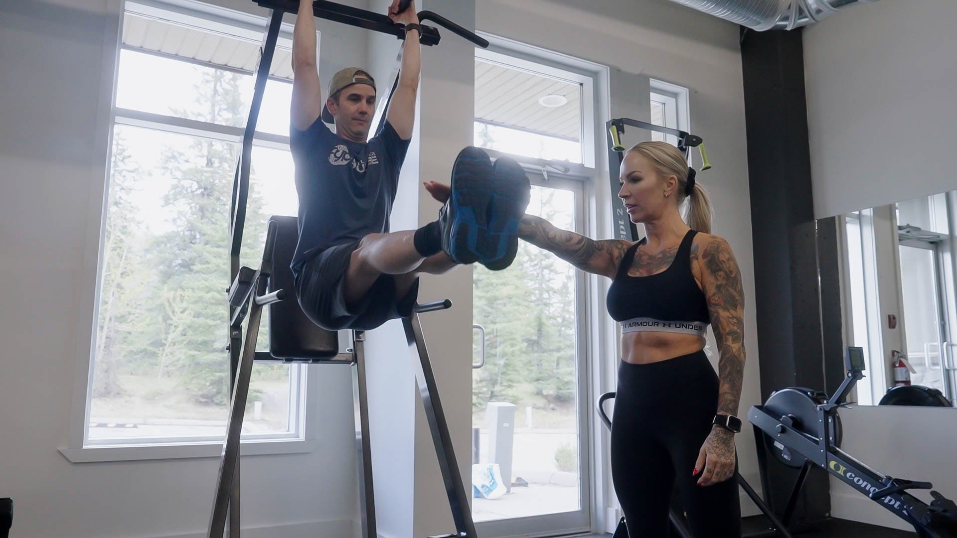 Dip and leg raise station at Athletic Evolution